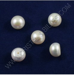 Soft water pearls (1/2...