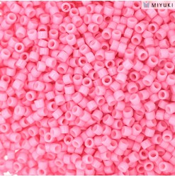 DB2116, Pink ceylon dyed...