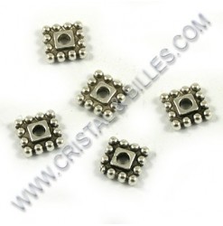 Metal bead square daisy...