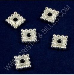 Metal bead square daisy...